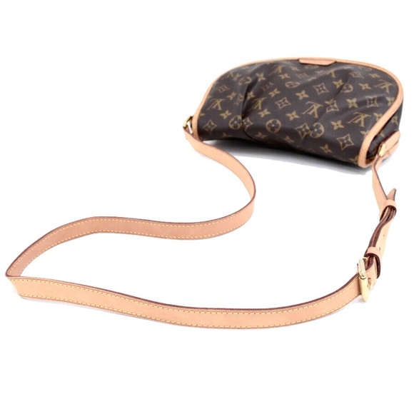 Louis Vuitton Monogram Menilmontant PM Crossbody - Picture 9 of 15